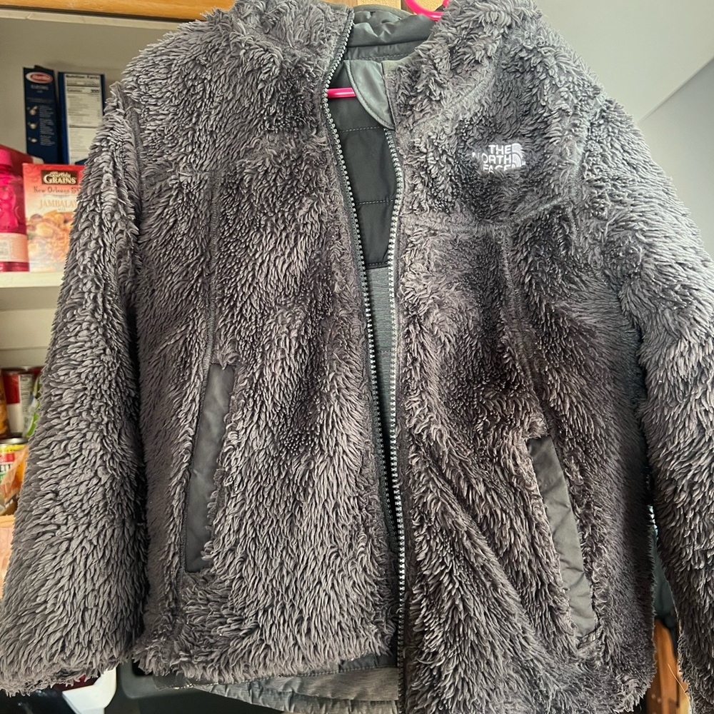 Kids size 6 north face coat